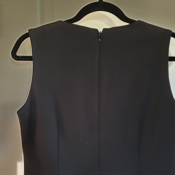 A black casual dress, sz 8, embellished with large gemstones, suitable for Fall - Picture 6 of 9